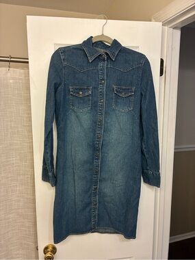 Old Navy Vintage Washed Blue Denim Button-Up Dress Size 8
